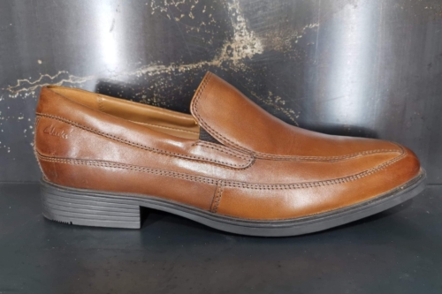 124265730 411865356497152 5958868179235844613 n 500x333 - Clarks