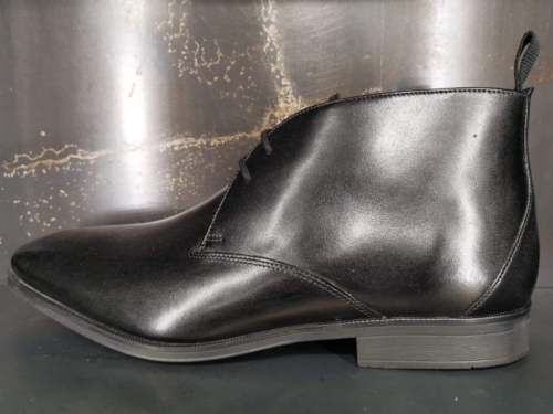 124338061 275315527225429 6003968008478564501 n 500x375 - Clarks